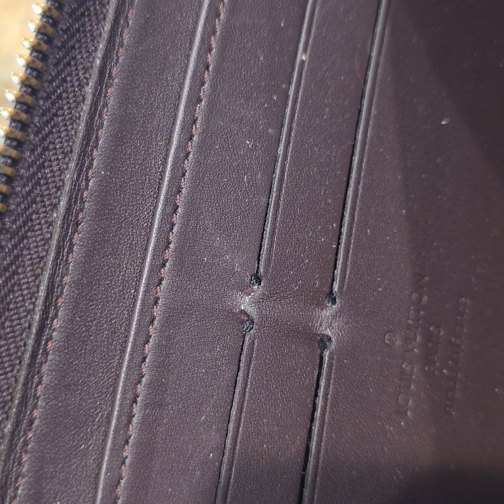 Louis Vuitton Dark Purple Vernis Zippy Wallet - Picture 17 of 17